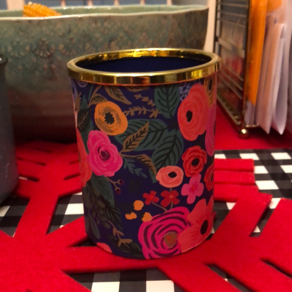 Rifle Paper co pen cup